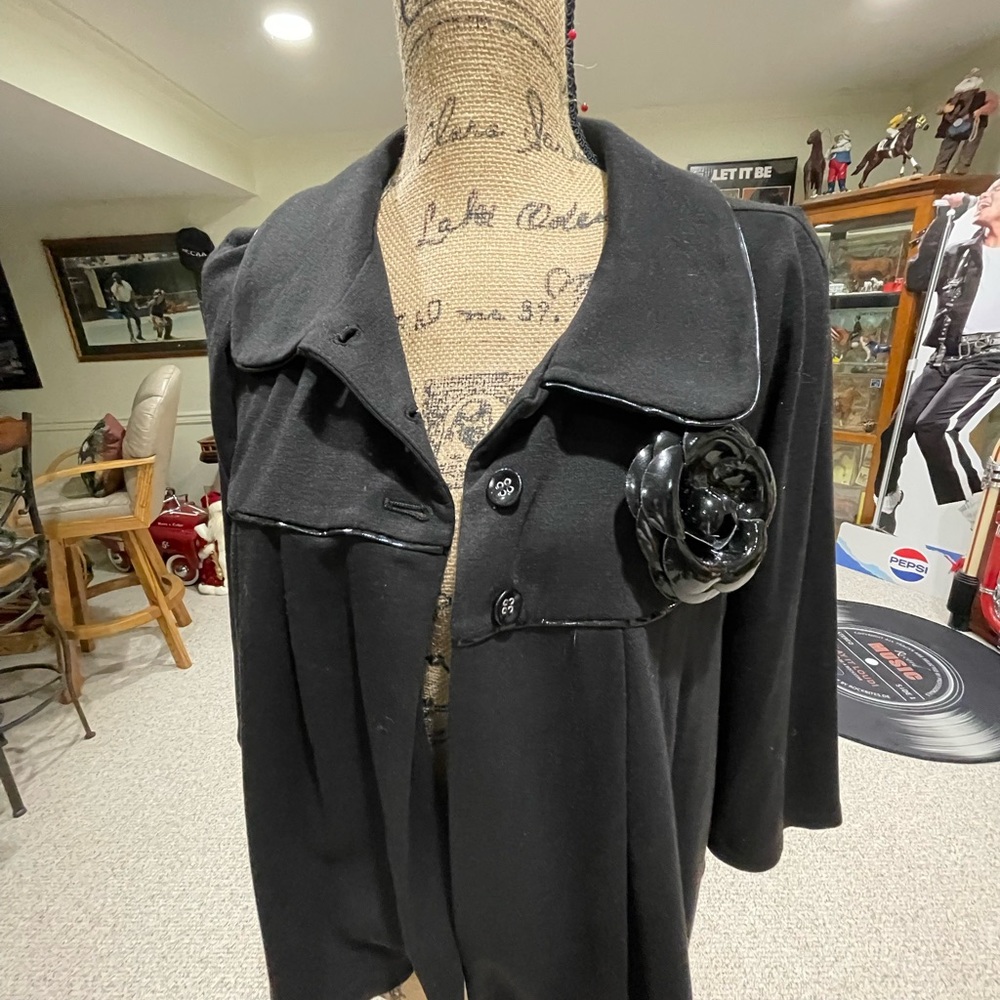 Jacket - Picture 1 of 4